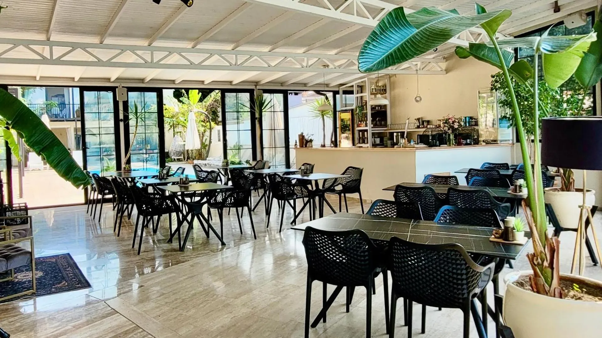 Arp Dalyan Otel