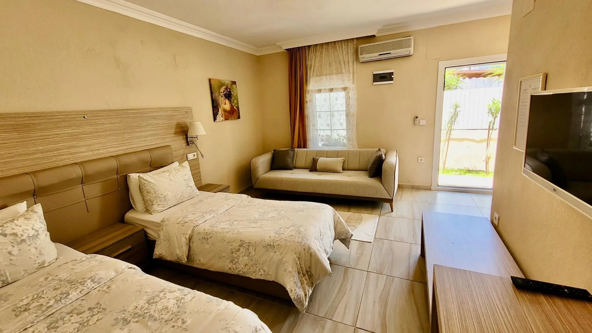 Arp Dalyan Hotell