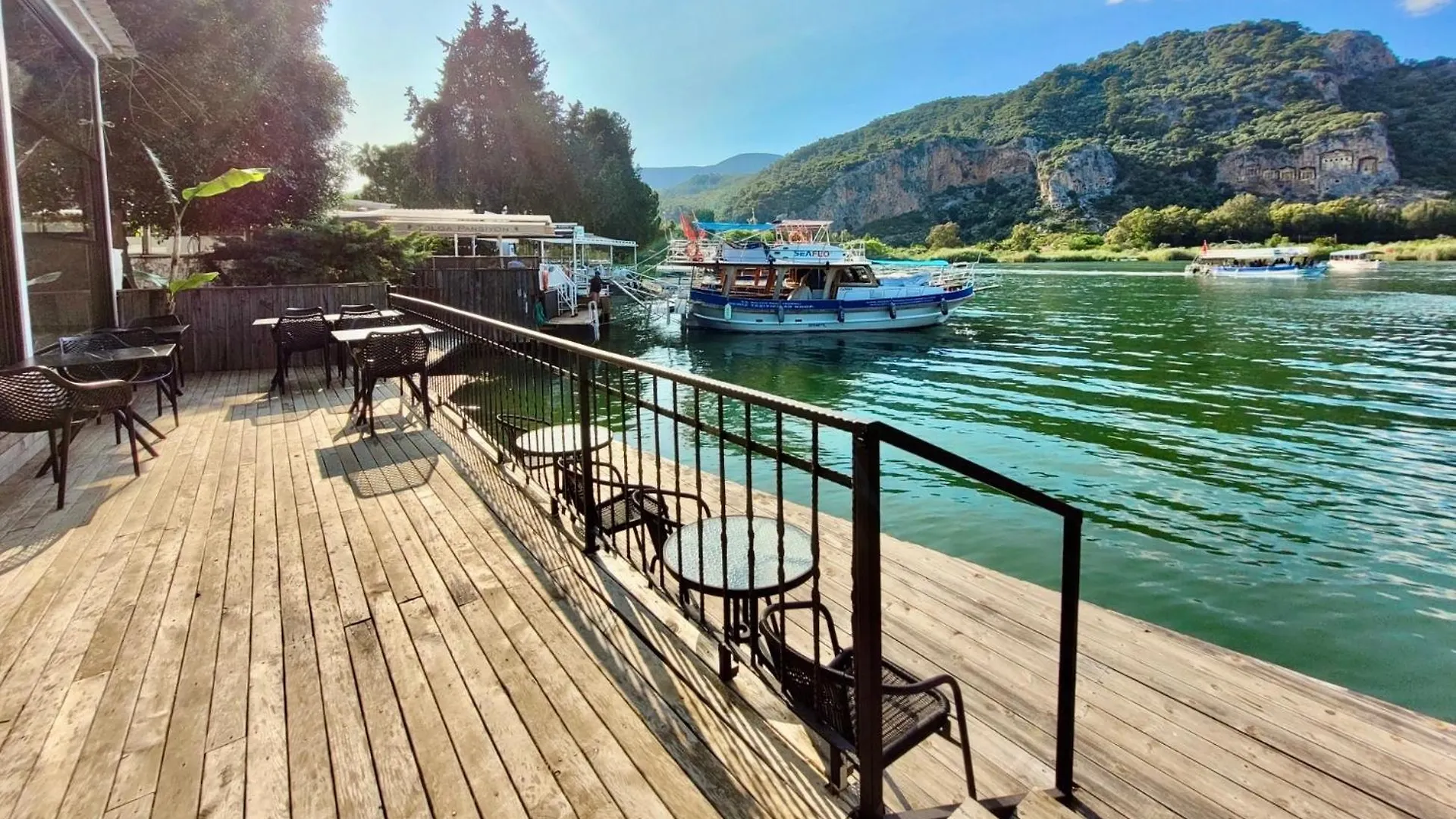 Arp Dalyan Hotell 2*,